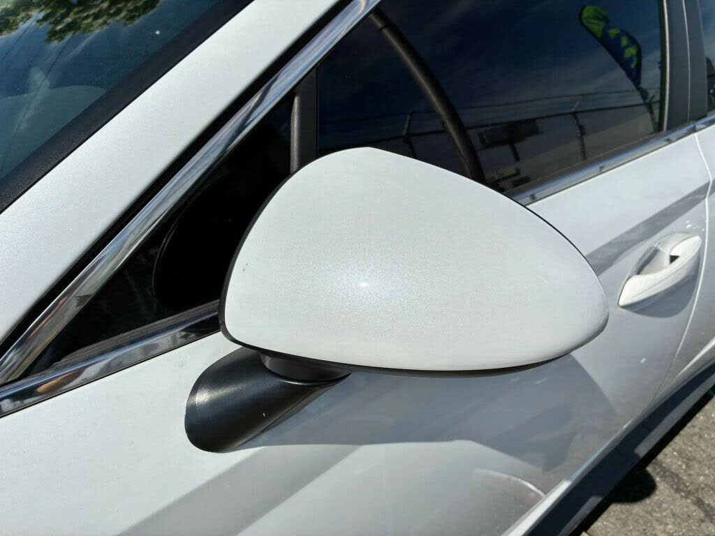 Vehicle view 13