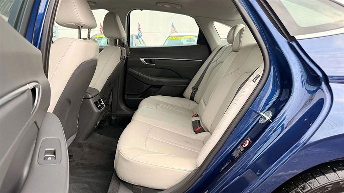 Vehicle view 14
