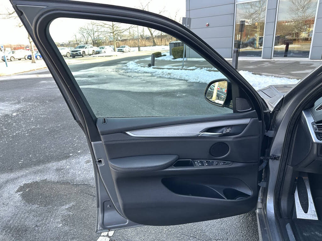 Vehicle view 10