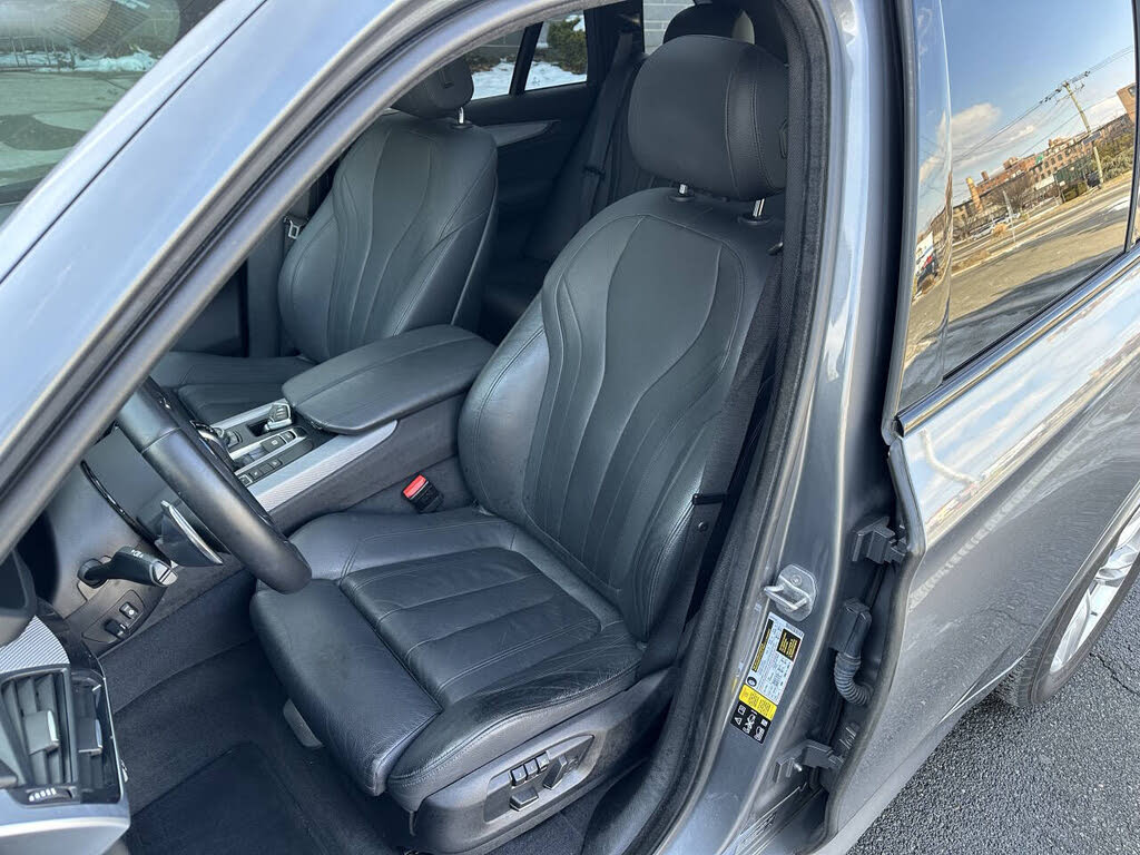 Vehicle view 12