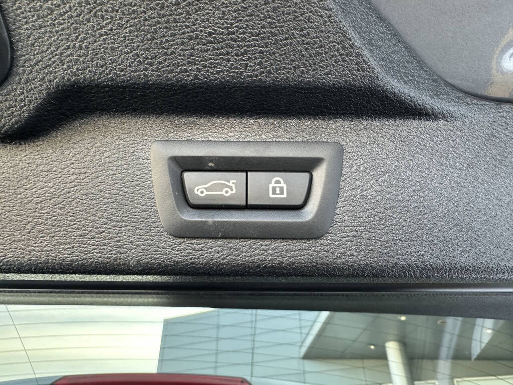 Vehicle view 16