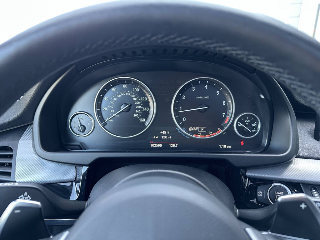 Vehicle view 28