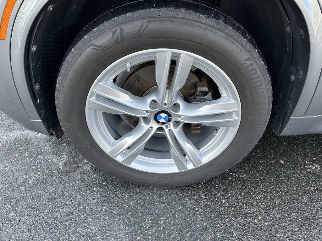 Vehicle view 37