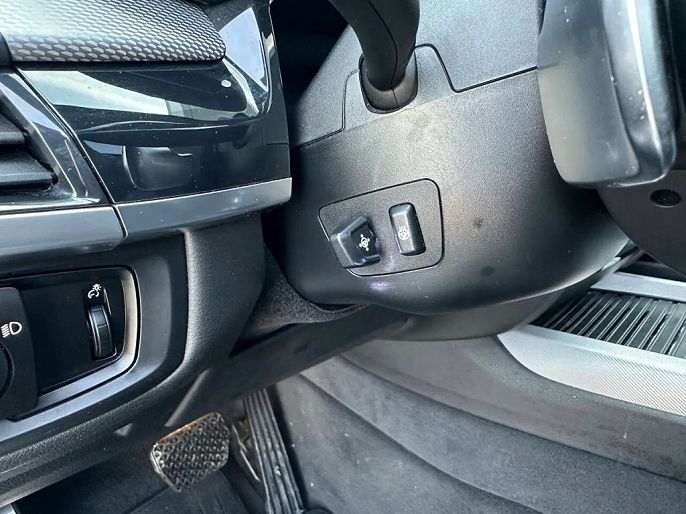 Vehicle view 76