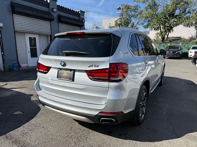 Vehicle view 13
