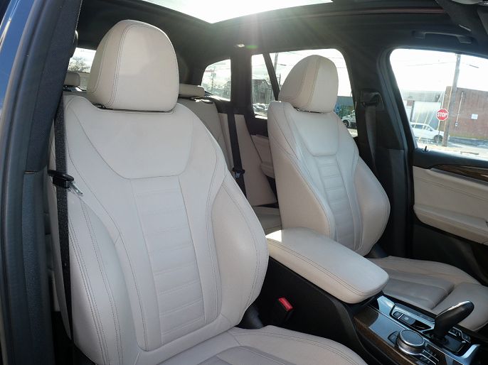 Vehicle view 29