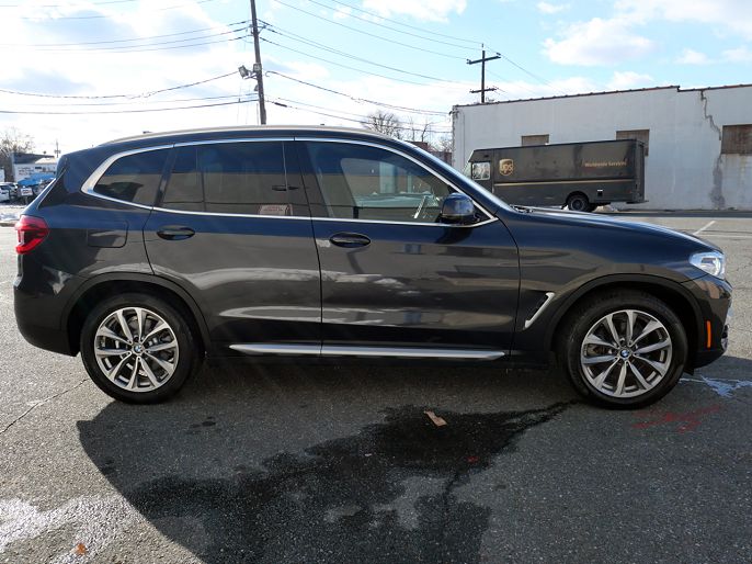 Vehicle view 8