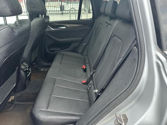 Vehicle view 17