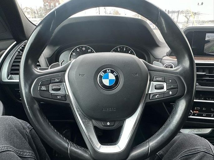 Vehicle view 8