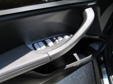 Vehicle view 14