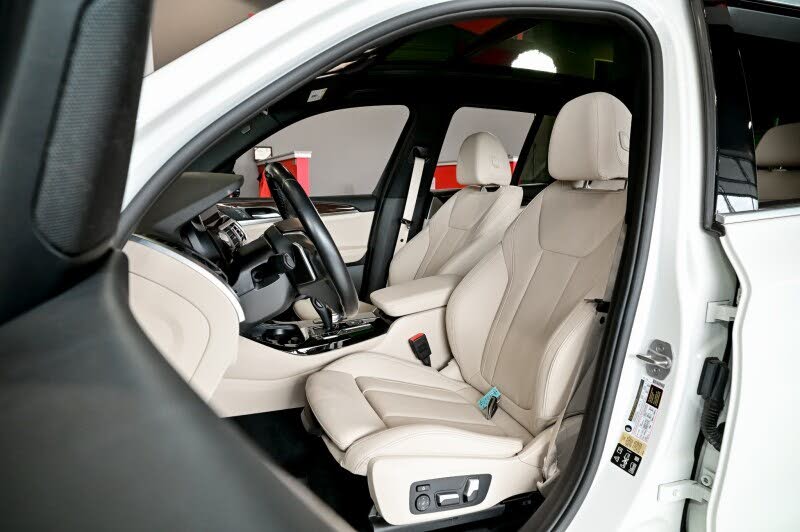 Vehicle view 14