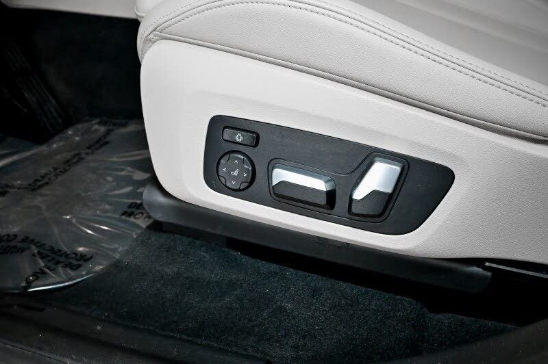 Vehicle view 17