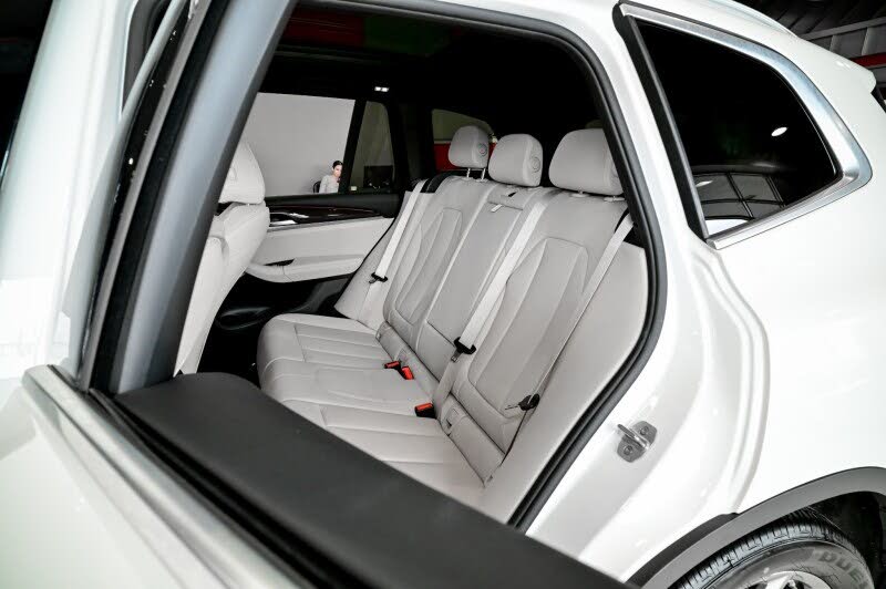 Vehicle view 21