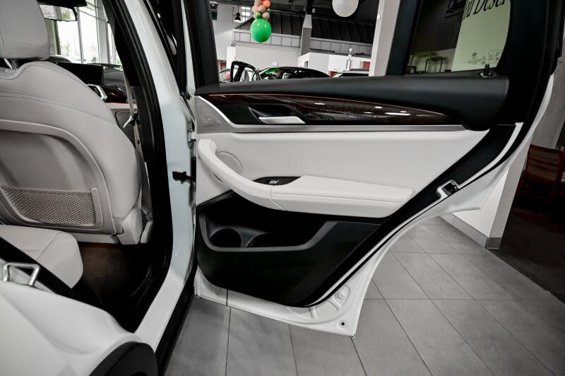 Vehicle view 23