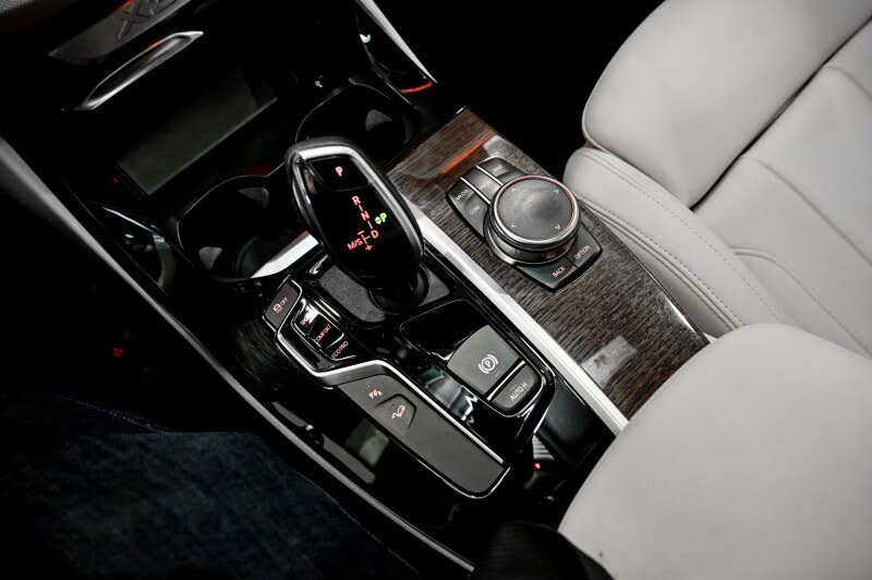 Vehicle view 33
