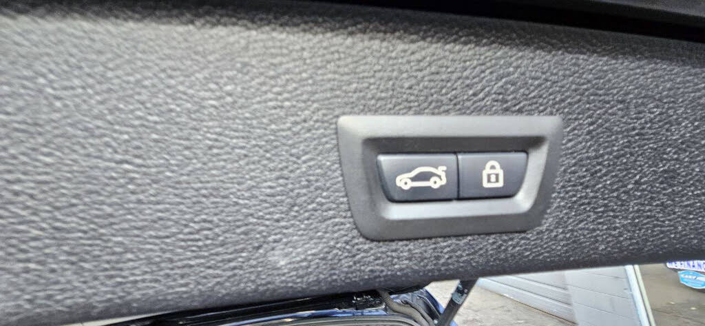 Vehicle view 26