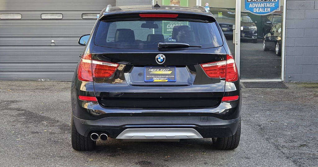 Vehicle view 8