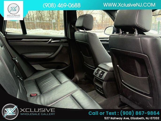 Vehicle view 25