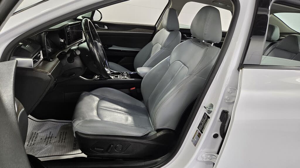 Vehicle view 26