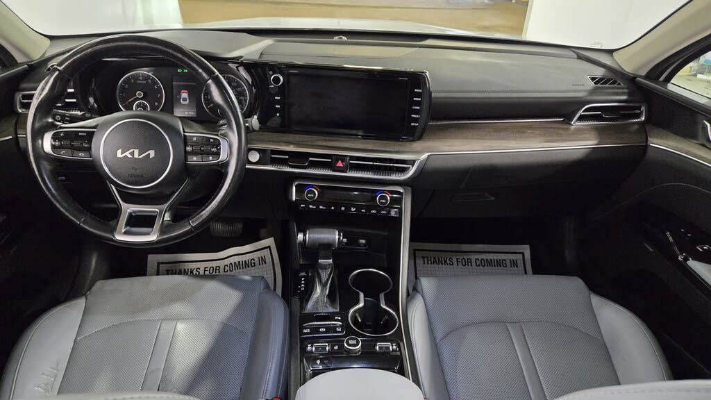 Vehicle view 28