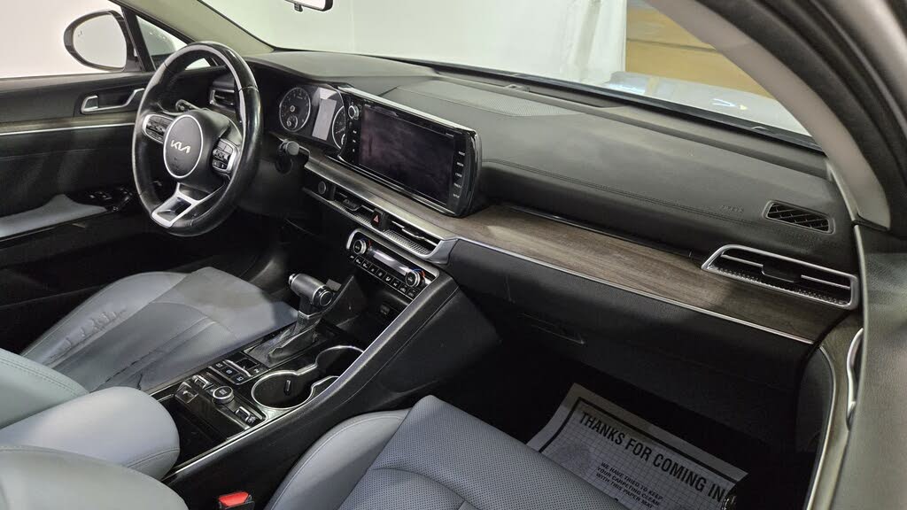 Vehicle view 35
