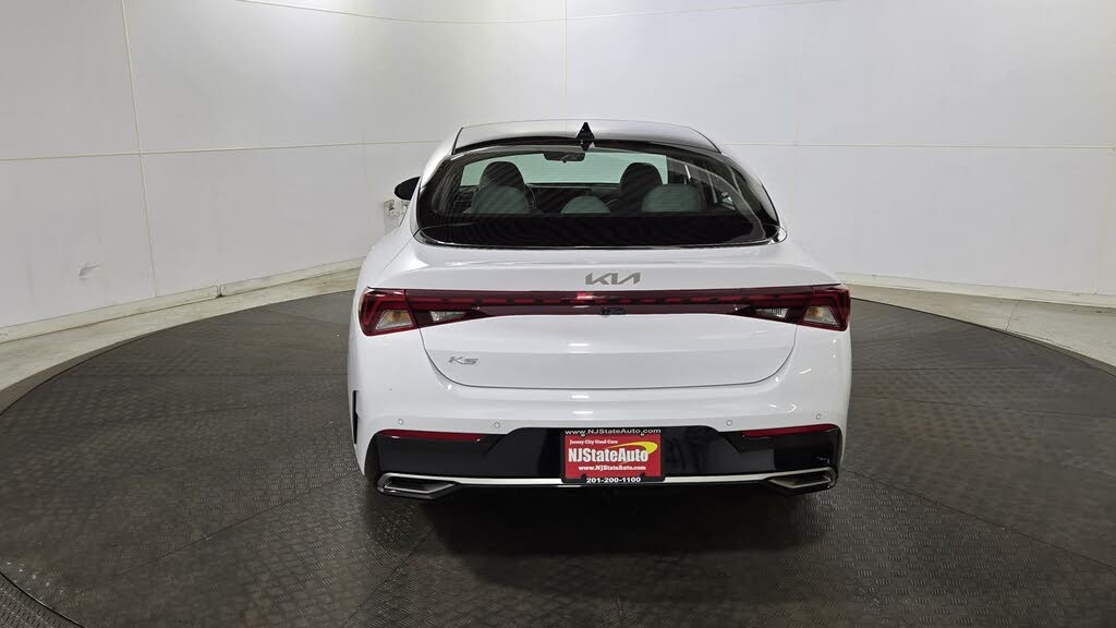Vehicle view 6
