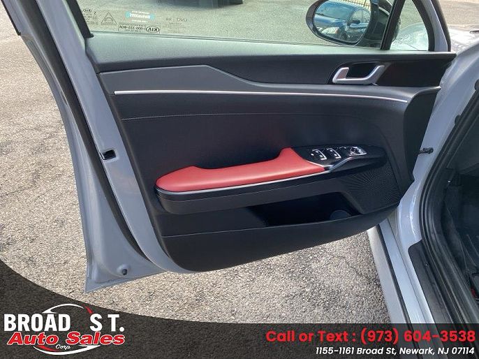 Vehicle view 17
