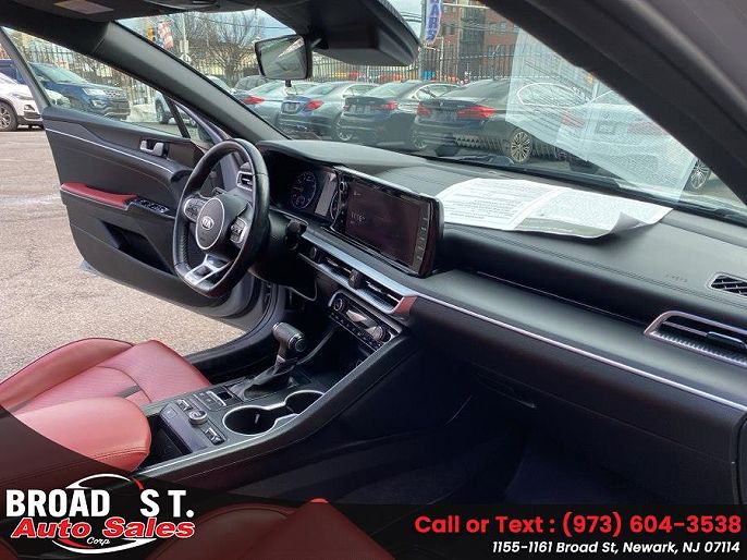 Vehicle view 27
