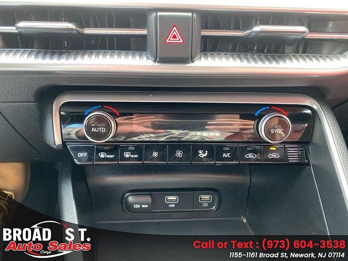 Vehicle view 34