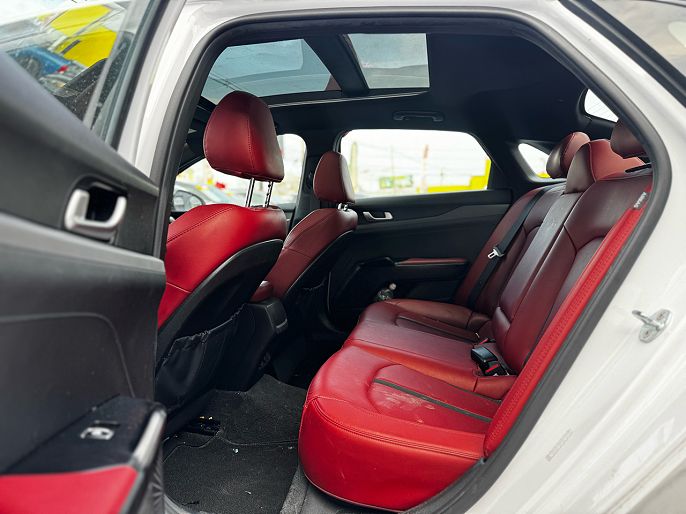 Vehicle view 18