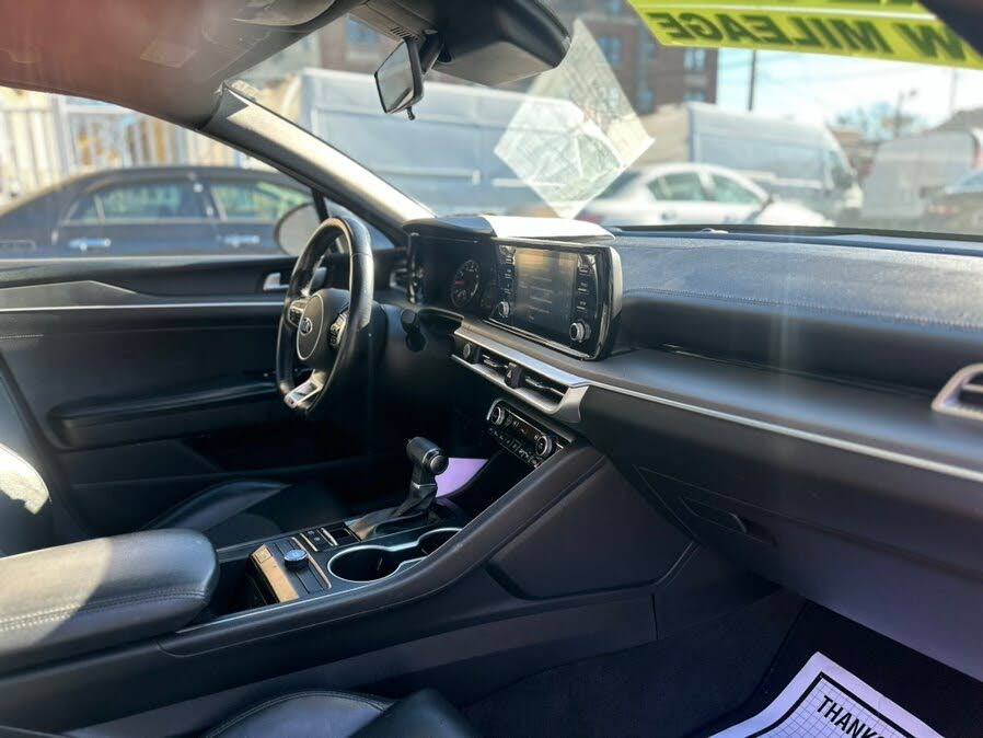 Vehicle view 13