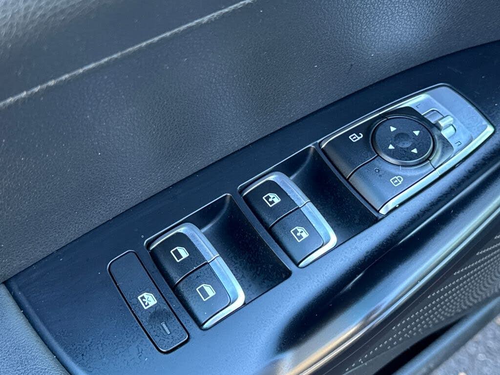 Vehicle view 16