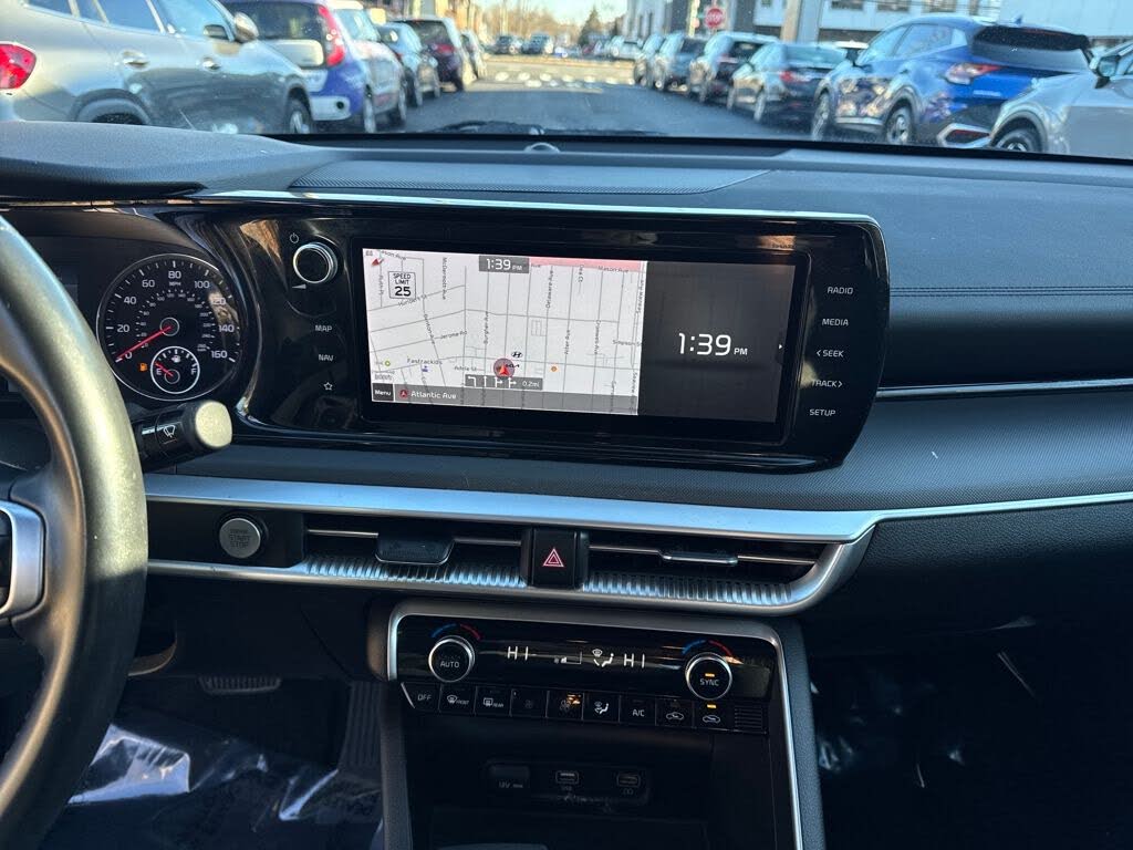 Vehicle view 25