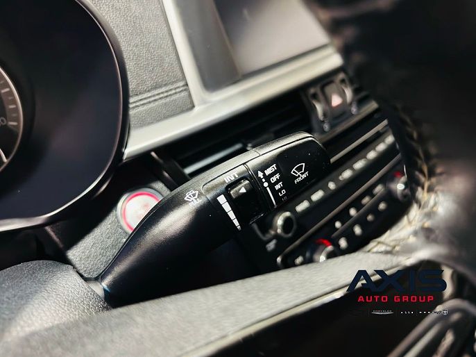 Vehicle view 35