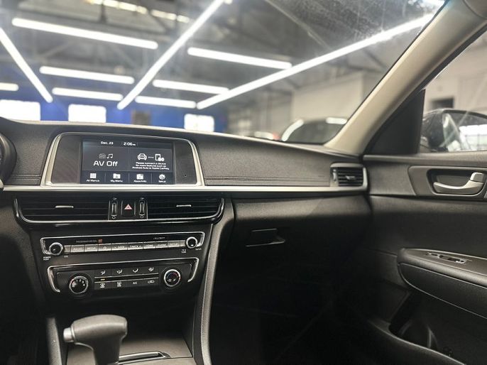Vehicle view 17