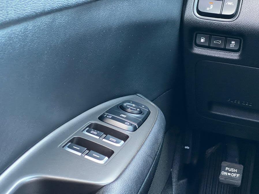 Vehicle view 17