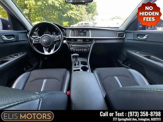 Vehicle view 29