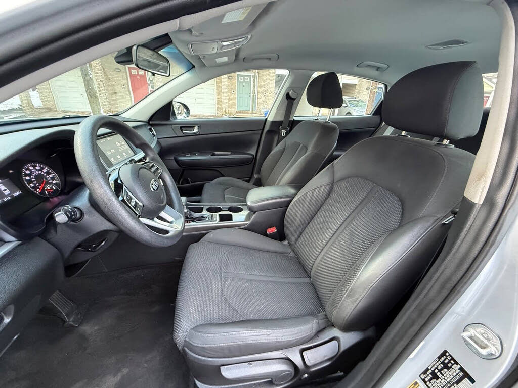 Vehicle view 9