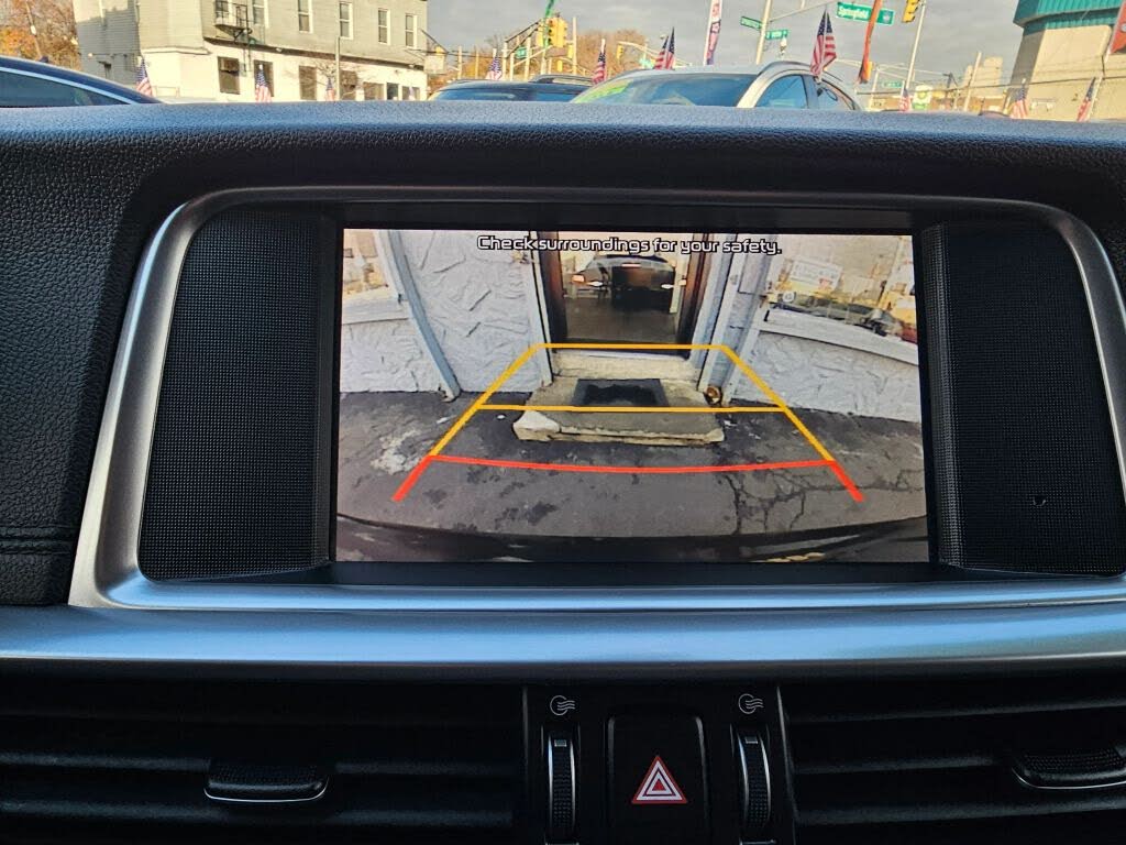 Vehicle view 28