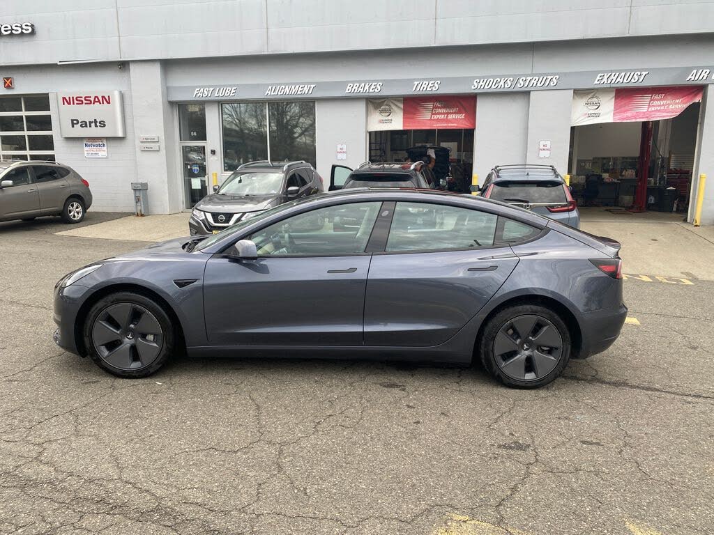 Vehicle view 6