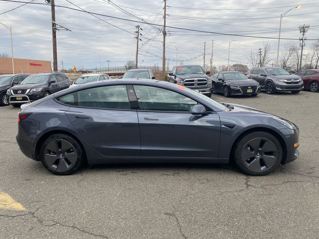 Vehicle view 8