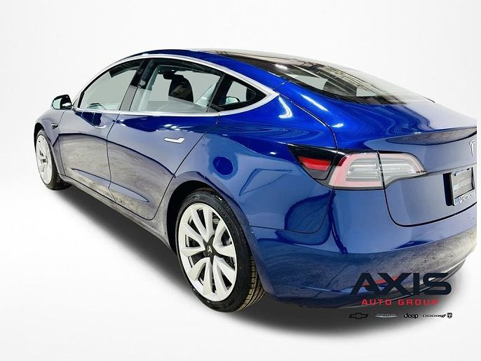 Vehicle view 13