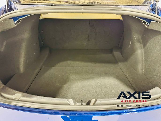 Vehicle view 25