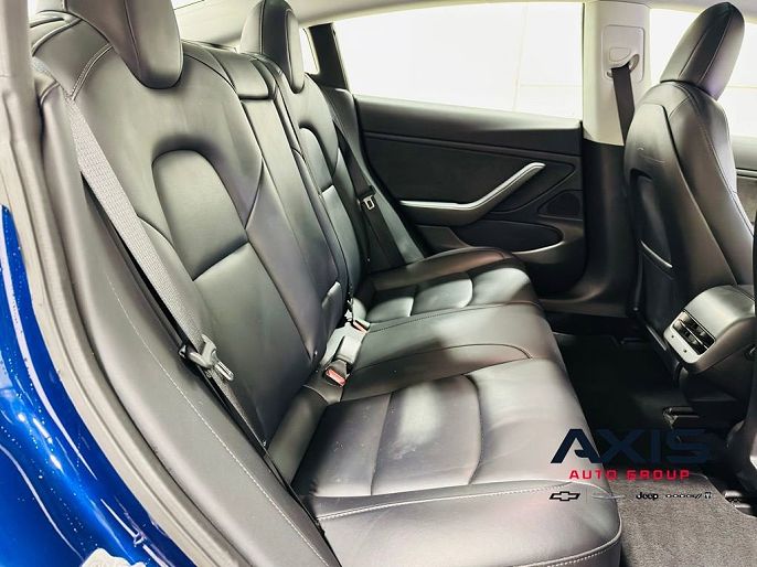 Vehicle view 26