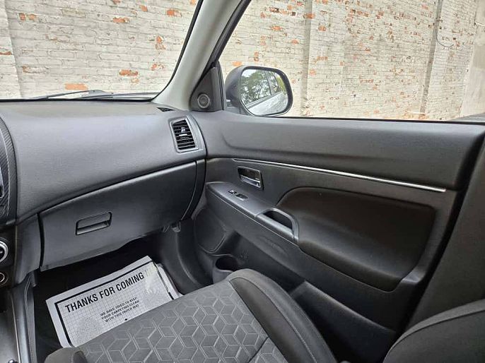 Vehicle view 13