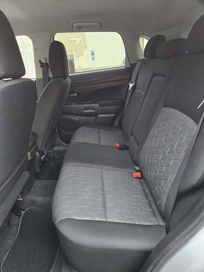 Vehicle view 14