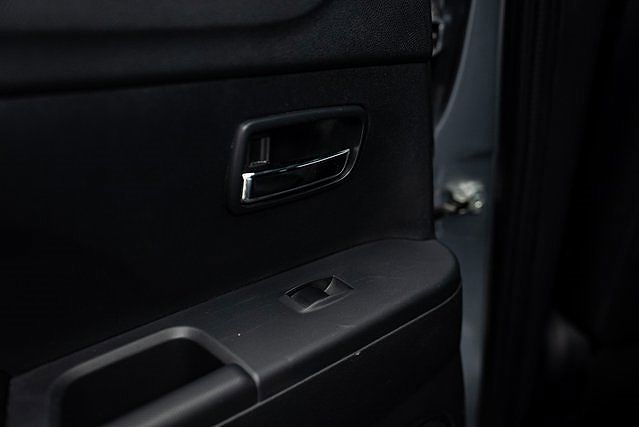 Vehicle view 25