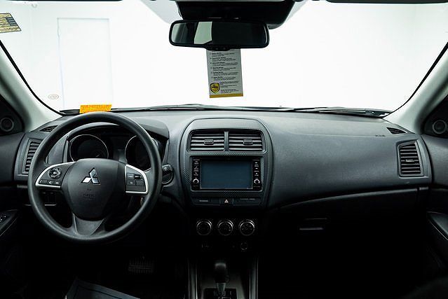 Vehicle view 35