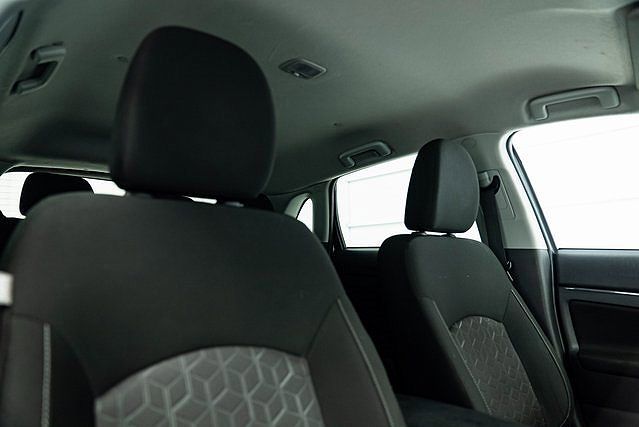 Vehicle view 37