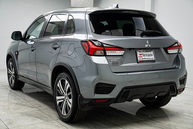 Vehicle view 7